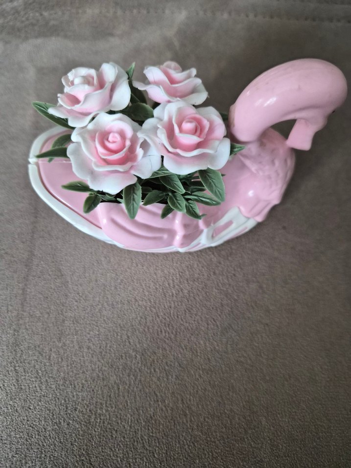 Pembe Kuğu Figürlü Çiçeklik - Görsel 3