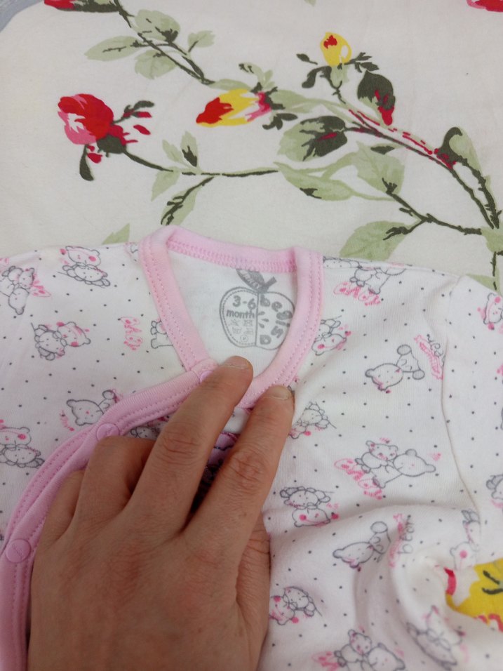 Düğmeli Pembe Baskılı Bebek Kız Tulumu - Görsel 3