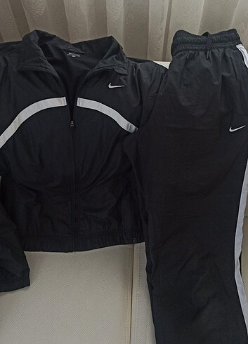 Orjinal Nike Eşofman takımı 