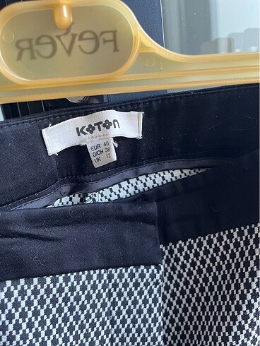 Koton Siyah beyaz pantolon