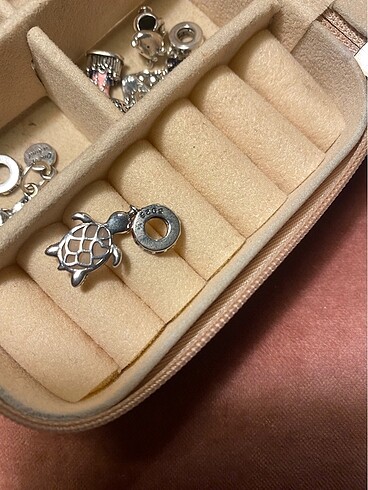  Beden Pandora charm