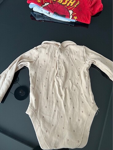 H&M Yakalı body