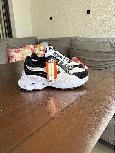 Nike Air bayan ayakkabı