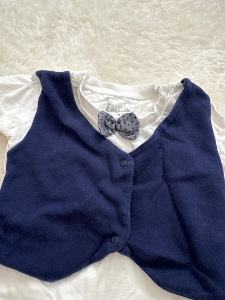 Düğmeli Beyaz Pamuklu Erkek Bebek Body - Görsel 2