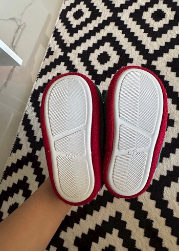 LC Waikiki Renkli Pop Kültür Erkek Çocuk Ev Terliği
