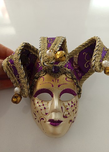 Mor ve Altın Renkli Karnaval Maskesi - Görsel 3