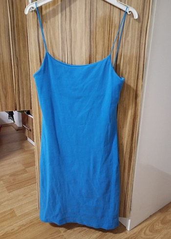 Askılı kısa elbise