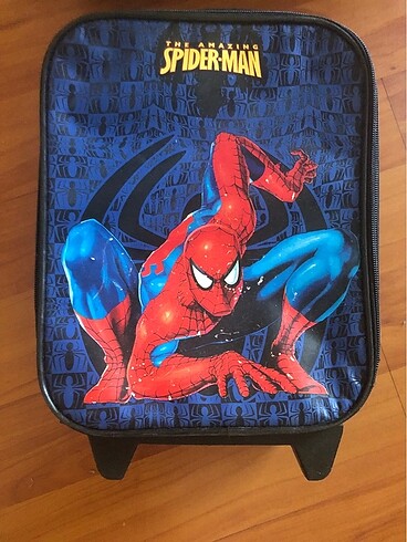  Beden Spiderman çekçekli çanta isteyene büyük boyunu da ayrıca satabil
