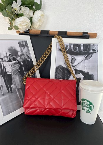 Zincir Detaylı Kırmızı Deri Kadın Çanta - Görsel 3