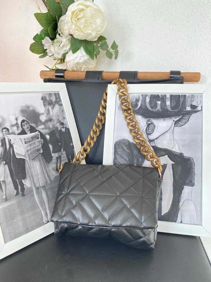 Zincir Detaylı Siyah Deri Kadın Çanta - Görsel 2