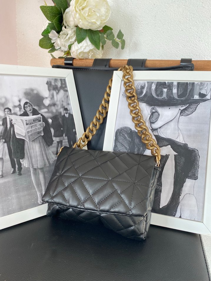 Zincir Detaylı Siyah Deri Kadın Çanta - Görsel 3