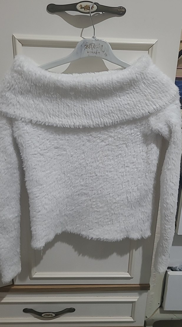 Kadın Beyaz Peluş Uzun Kollu Sweatshirt - Görsel 2