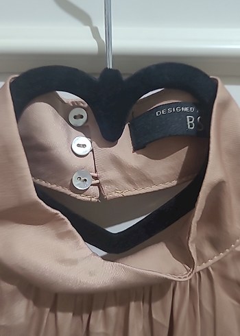 Bej Pilili Yaka Detaylı Uzun Kollu Kadın Bluz - Görsel 5