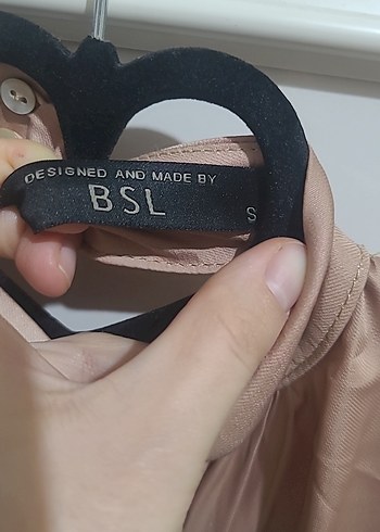 Bej Pilili Yaka Detaylı Uzun Kollu Kadın Bluz - Görsel 6