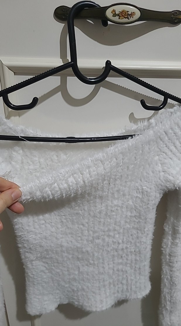 Beyaz Triko Kayık Yaka Kadın Kazak - Görsel 4