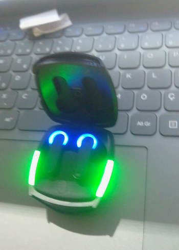 renkli LED ışıklı kablosuz kulaklık