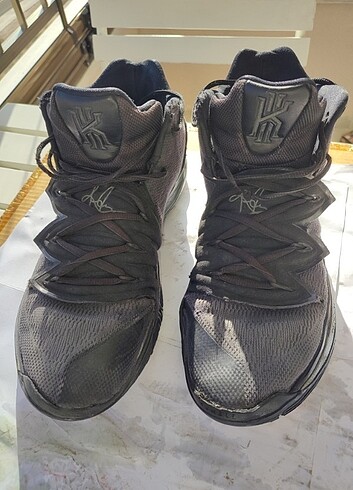 Kyrie5