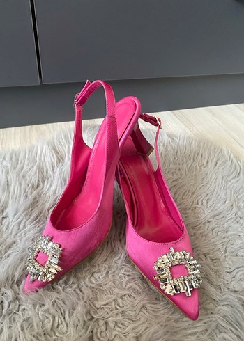Diğer Parlak Pembe Taşlı kısa Topuklu Kadın Ayakkabı