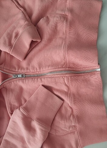 NIKE HIRKA