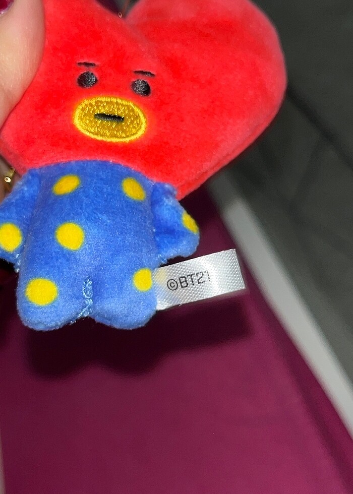 BT21 Orijinal V Peluş Anahtarlık - Görsel 4