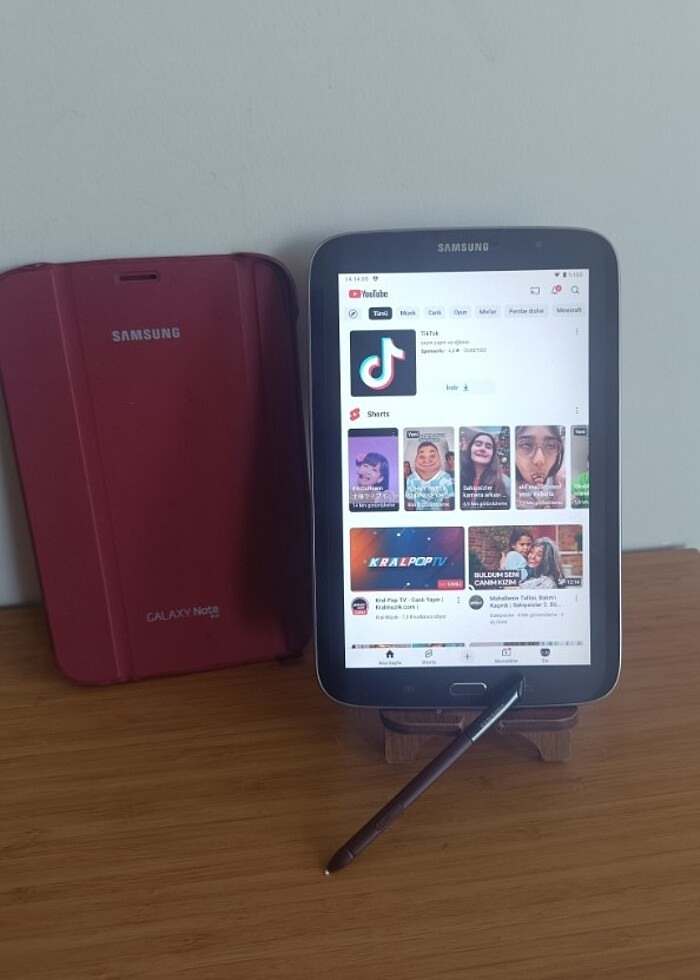 Samsung Galaxy Note GT-N5110
2 GB Ram 16 GB - Görsel 2