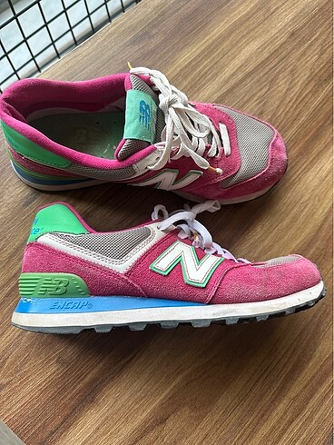 40 Beden New Balance 571 Modeli