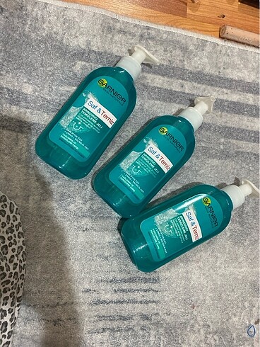 Garnier yüz temizleme jeli
