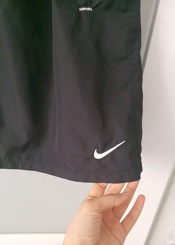 Nike Siyah Rahat Kesim Mini Şort - Görsel 2