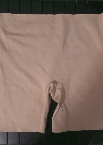 Bej Düz Hamile Şortu, Midi Boy, Dar Kesim - Görsel 3