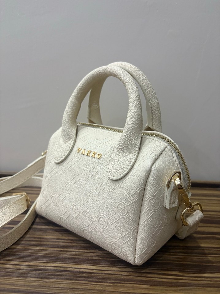 Beyaz Nakışlı Deri Kadın Çanta - Görsel 4