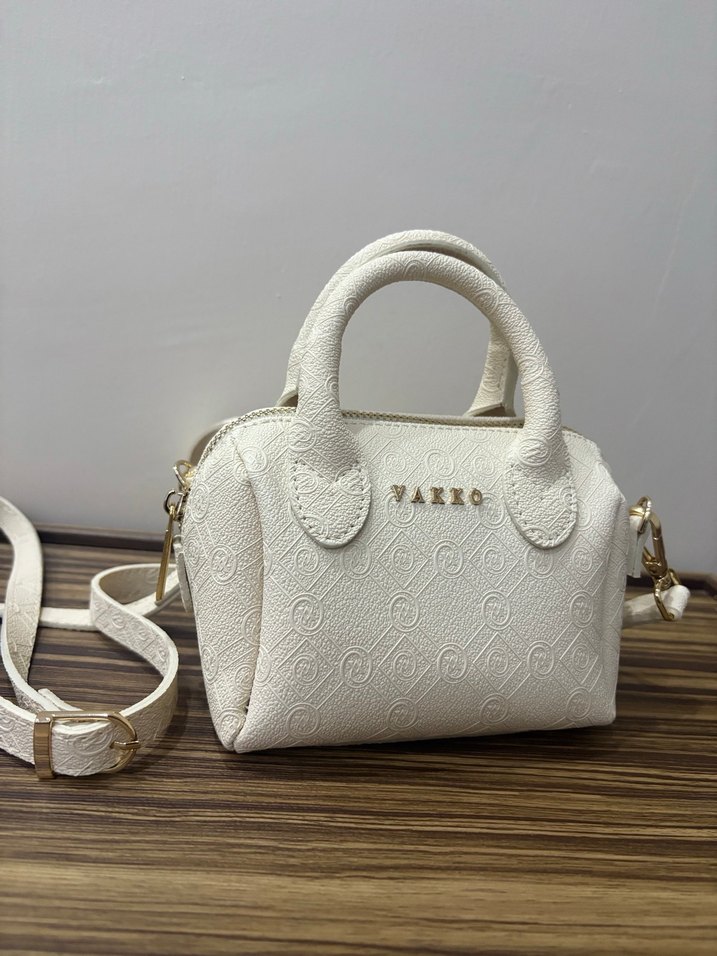 Beyaz Nakışlı Deri Kadın Çanta - Görsel 2