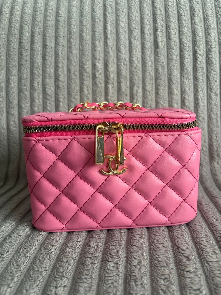 Chanel marka Pembe Zincir Detaylı Deri Kadın Çanta - Görsel 2