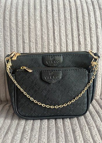 Vakko Zincir Detaylı Siyah Deri Kadın Çapraz Çanta - Görsel 2