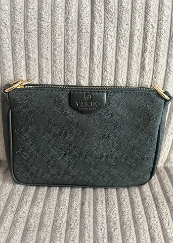 Vakko Zincir Detaylı Siyah Deri Kadın Çapraz Çanta - Görsel 5