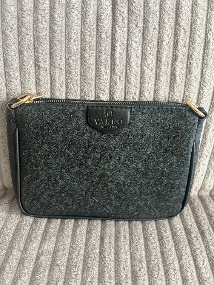 Vakko Zincir Detaylı Siyah Deri Kadın Çapraz Çanta - Görsel 5