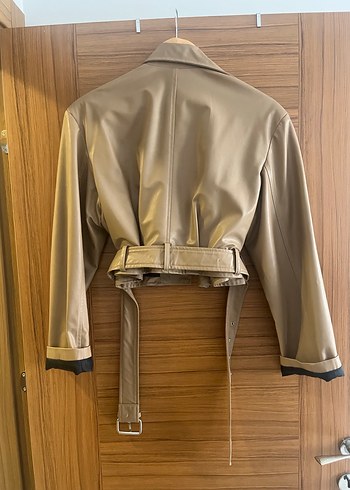 Bej Kemerli Kadın Deri Ceket - Görsel 2