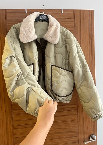 Kadın açık yeşil
 Peluş Yaka Kısa Kışlık Mont - Görsel 5