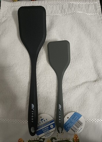 İvory spatula 