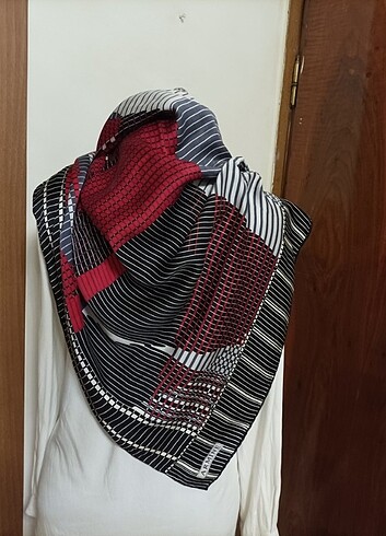 #Armine #İpek #Eşarp #Tesettür #Aksesuar 
