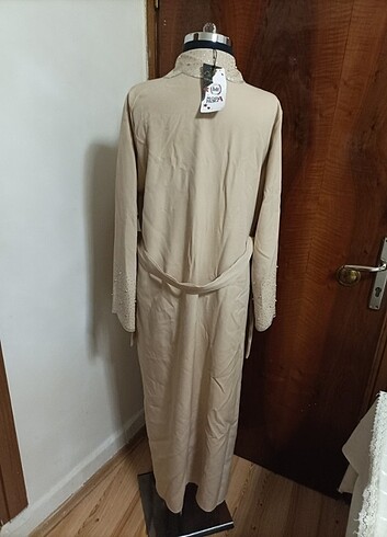 44 Beden #Elbise #Ferace #Moda #Nura #Tesettür