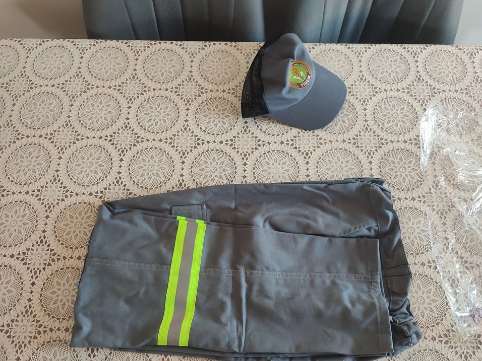 Gri iş pantolonu - Görsel 3