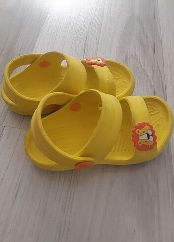 Erkek çocuk terlik sandalet