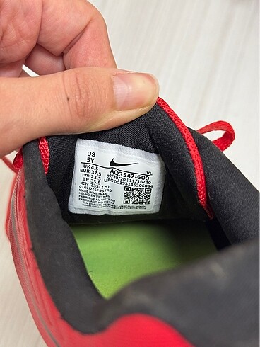 37,5 Beden Nike ayakkabı