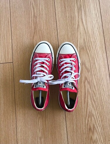 Converse kırmızı