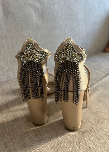Bej Saten Tokalı İnce Topuklu Kadın Ayakkabı - Görsel 2