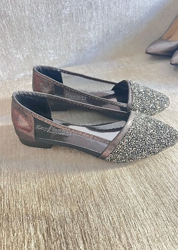 Gri Parlak Kadın Babet Ayakkabı - Görsel 2