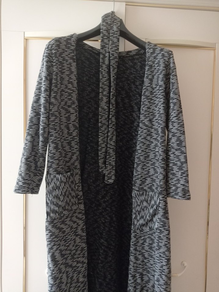 Uzun Gri Örgü Kadın Hırka - Görsel 3