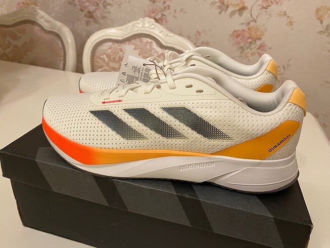 Adidas Sıfır faturalı