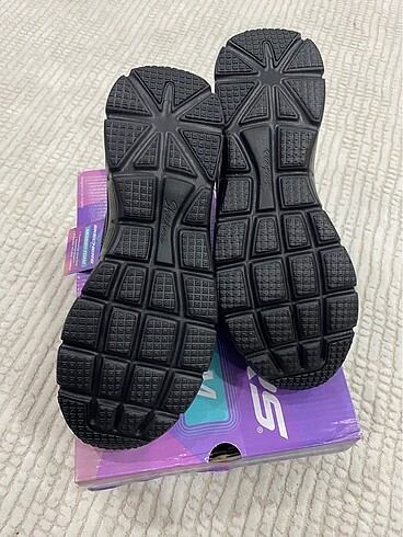 39 Beden siyah Renk Skechers memory foam kadın spor ayakkabı
