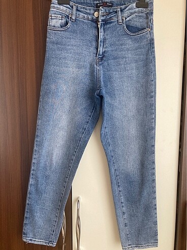 Mom jean